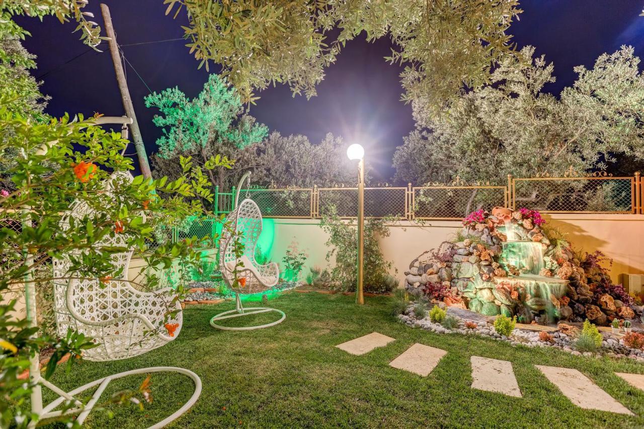 Cunda Oezerbey Konagi (Adults Only) Ξενοδοχείο Ayvalı Εξωτερικό φωτογραφία