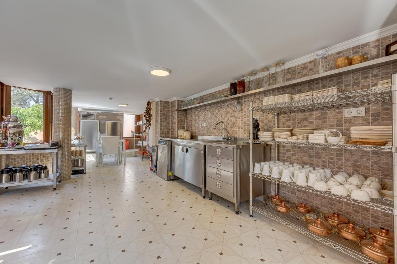 Cunda Oezerbey Konagi (Adults Only) Ξενοδοχείο Ayvalı Εξωτερικό φωτογραφία